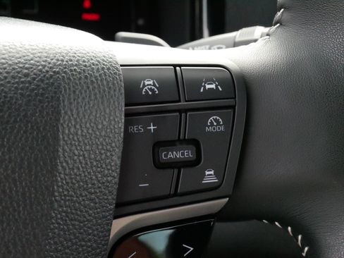 Used 2025 Toyota Camry SE w/ Convenience Package FWD image 26