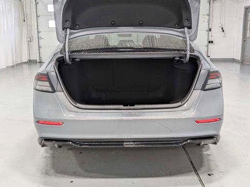 Used 2023 Honda Accord Sport image 38