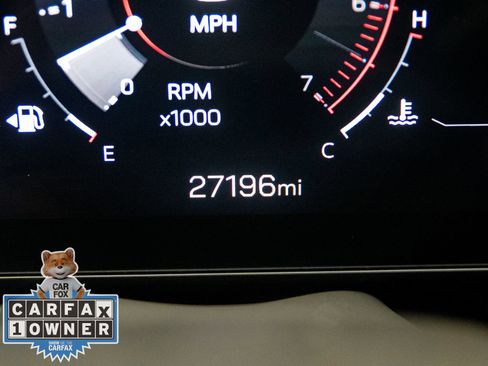 Used 2025 GMC Yukon Denali AWD/4WD image 19