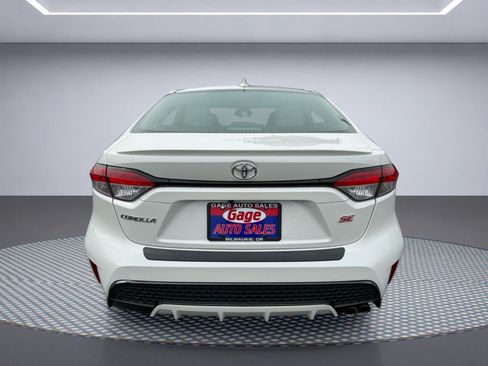 Used 2020 Toyota Corolla SE w/ SE Premium Package FWD image 5