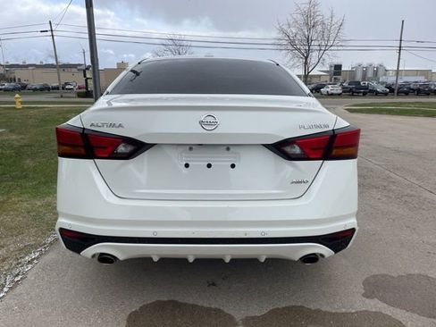 Used 2019 Nissan Altima 2.5 Platinum image 11