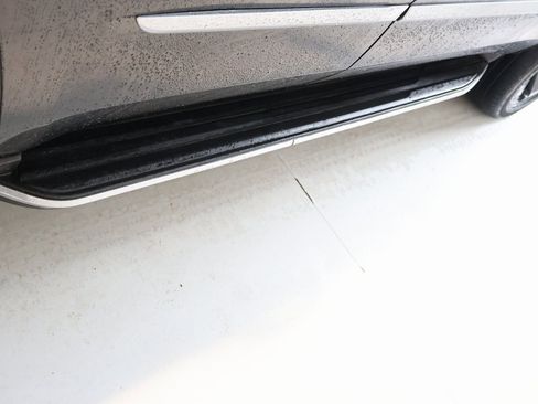 Certified 2020 Cadillac Escalade Luxury image 38