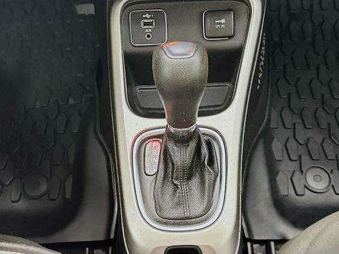 Used 2020 Jeep Compass Sport FWD image 16
