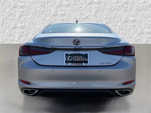 New 2025 Lexus ES 350 w/ Premium Package image 4