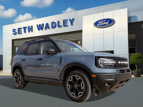 New 2026 Ford Bronco Sport Outer Banks w/ Outer Banks Tech Package+ AWD/4WD image 1