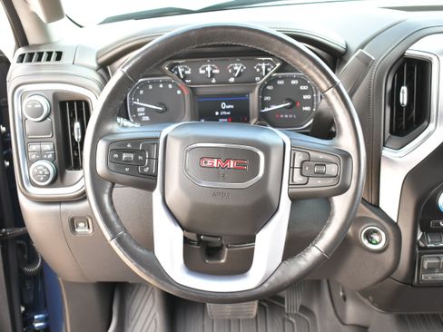 Used 2020 GMC Sierra 1500 SLT w/ Driver Alert Package I RWD image 19