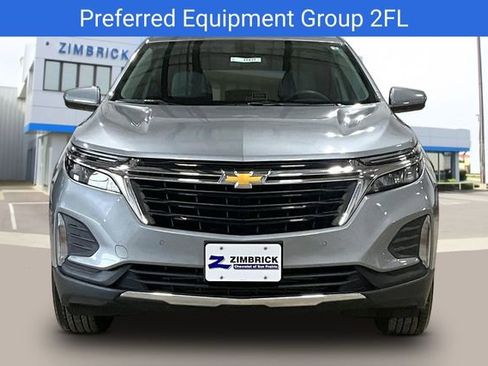 Certified 2023 Chevrolet Equinox LT w/ Driver Convenience Package image 2