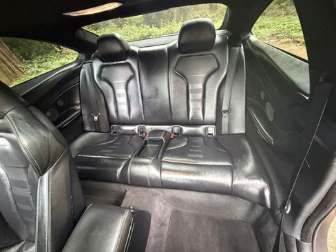 Used 2015 BMW M4 Coupe w/ Lighting Package RWD image 11