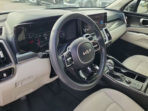 Used 2023 Kia Sorento S FWD image 23