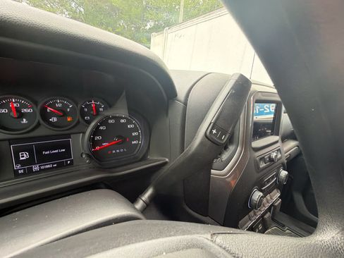 Used 2025 Chevrolet Silverado 2500 Custom w/ Custom Convenience Package AWD/4WD image 26