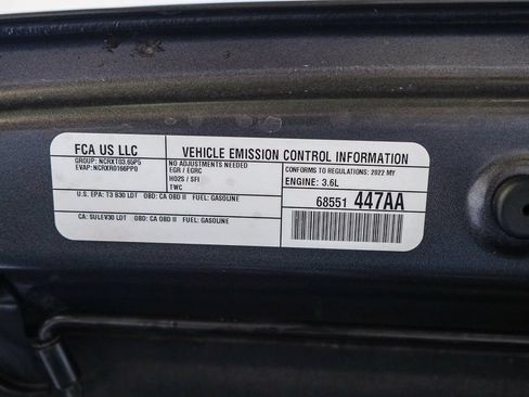Used 2022 Jeep Gladiator Sport AWD/4WD image 25