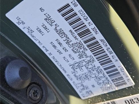 Used 2021 Toyota Tacoma TRD Off-Road image 18