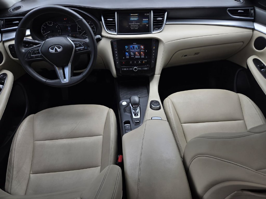 Used 2021 INFINITI QX50 Luxe FWD image 16