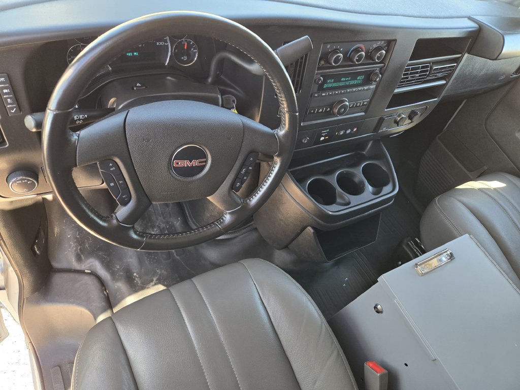 Used 2023 GMC Savana 3500 w/ Driver Convenience Package RWD image 27