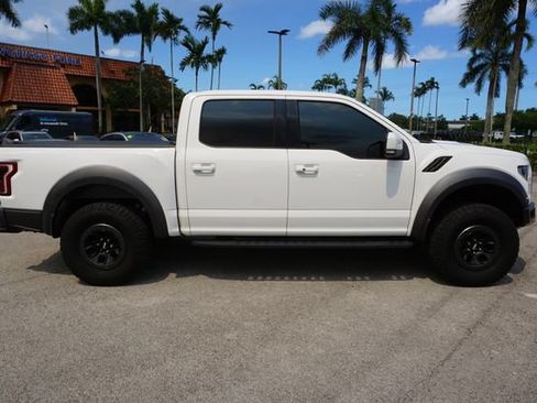 Used 2017 Ford F150 Raptor w/ Equipment Group 802A Luxury AWD/4WD image 15