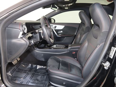 Used 2025 Mercedes-Benz CLA 250 4MATIC image 11