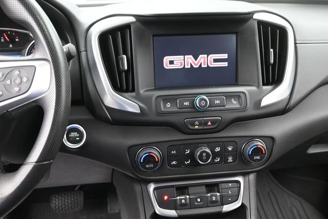 Used 2024 GMC Terrain SLE w/ Driver Convenience Package FWD image 22