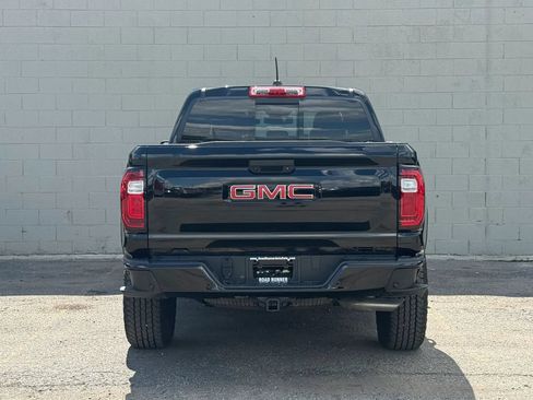 Used 2024 GMC Canyon AT4 w/ Canyon Safety Plus Package AWD/4WD image 8