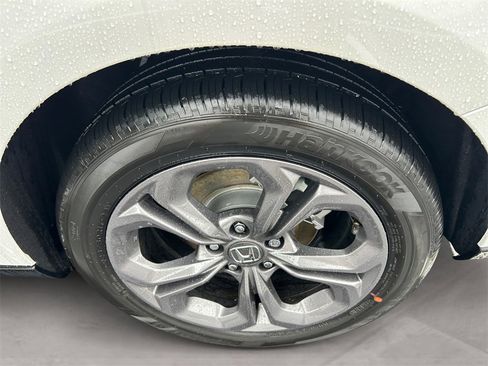 New 2025 Honda Accord EX-L image 14