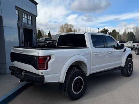 Used 2018 Ford F150 Raptor w/ Equipment Group 802A Luxury image 8