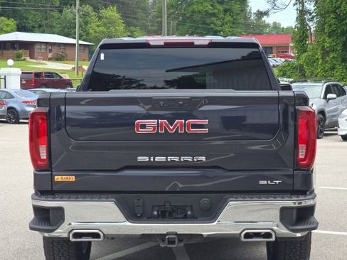 Used 2022 GMC Sierra 1500 SLT AWD/4WD image 4