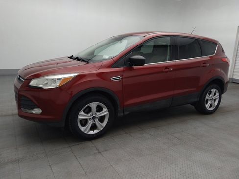 Used 2016 Ford Escape SE FWD image 2