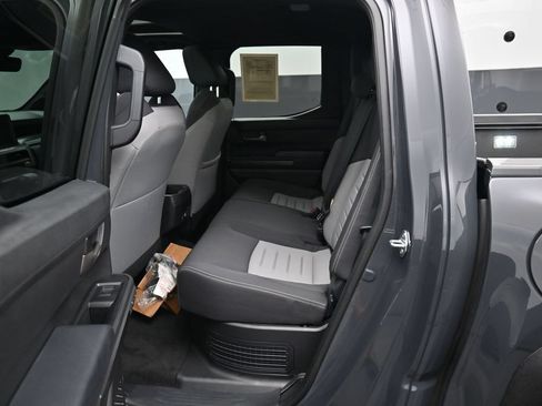 Certified 2025 Toyota Tacoma TRD Off-Road w/ TRD Off Road Upgrade Package AWD/4WD image 32