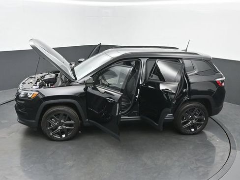 New 2026 Jeep Compass Limited w/ Sun, Sound & Navigation Group AWD/4WD image 66