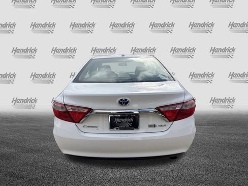 Used 2017 Toyota Camry XLE image 9