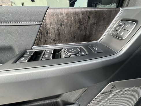 Used 2024 Ford F250 Lariat w/ Lariat Ultimate Package image 15