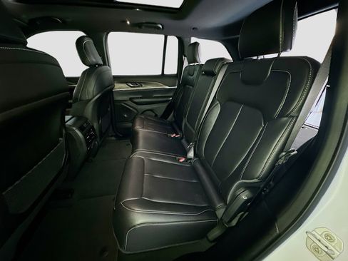 Used 2024 Jeep Grand Cherokee Limited w/ Trailer Tow Package image 24