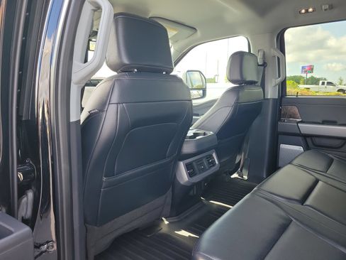 Certified 2024 Ford F250 Lariat w/ Sport Appearance Package AWD/4WD image 10