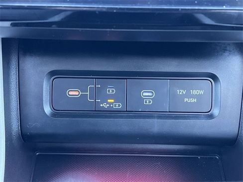 Certified 2025 Hyundai Tucson Limited image 16