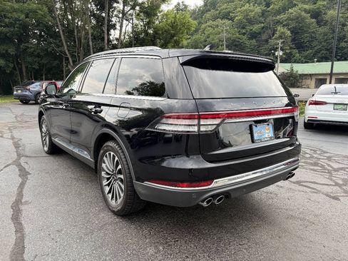 Used 2021 Lincoln Aviator Reserve AWD/4WD image 8