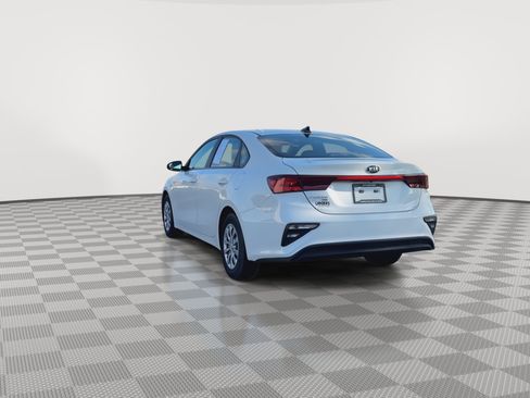 Used 2021 Kia Forte Sedan FWD image 7