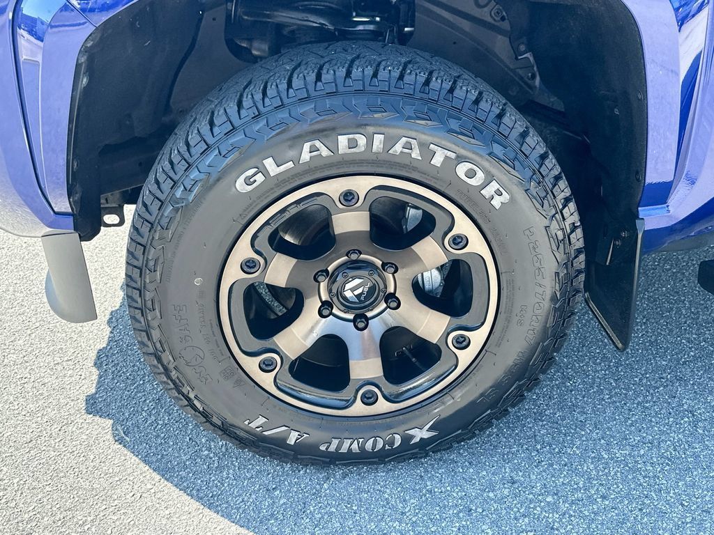 Used 2025 Toyota Tacoma SR5 RWD image 24