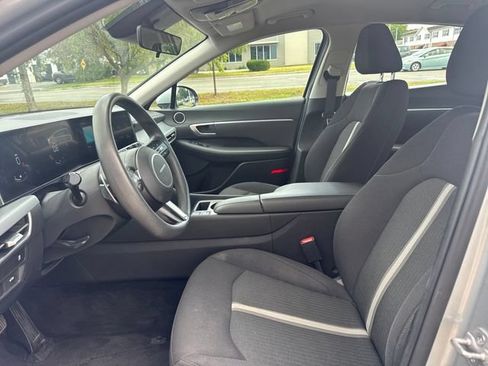 Used 2025 Hyundai Sonata SEL FWD image 14