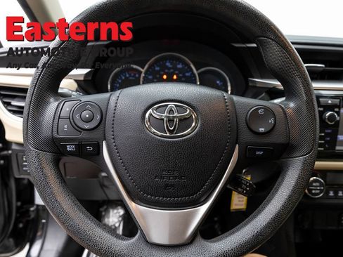 Used 2016 Toyota Corolla LE FWD image 10