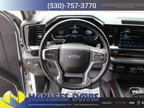 Used 2024 Chevrolet Silverado 1500 LT Trail Boss w/ Protection Package AWD/4WD image 15