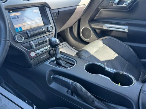 Used 2016 Ford Mustang Premium RWD image 18