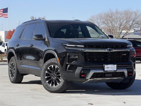 New 2026 Chevrolet Traverse Z71 image 2