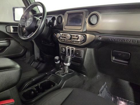 Certified 2021 Jeep Wrangler Willys image 25