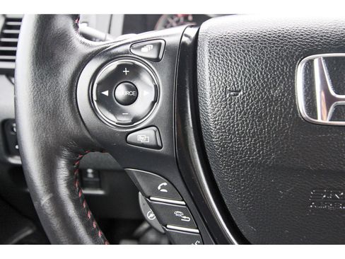 Used 2020 Honda Ridgeline Black Edition image 18