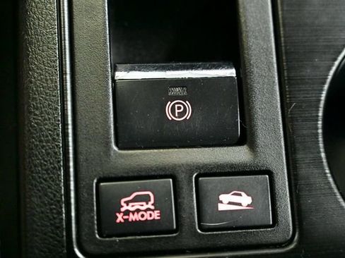 Used 2018 Subaru Outback 2.5i Limited image 30