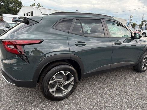 New 2026 Chevrolet Trax LT w/ Driver Confidence Package FWD image 8