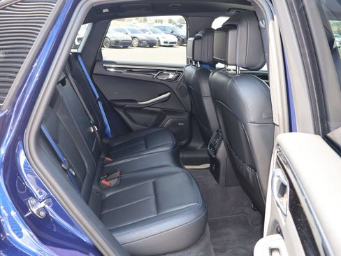 Certified 2024 Porsche Macan S w/ Premium Plus Package AWD/4WD image 28