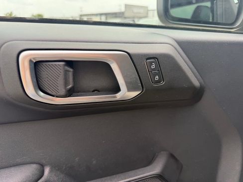 Used 2025 Ford Bronco Outer Banks AWD/4WD image 15