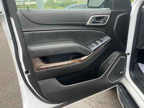 Used 2019 GMC Yukon Denali w/ Open Road Package AWD/4WD image 36