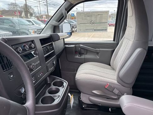 New 2025 Chevrolet Express 2500 w/ Driver Convenience Package image 25