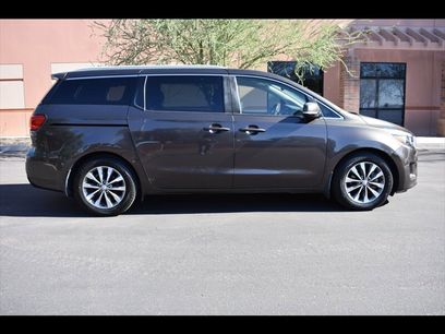 Used 2016 Kia Sedona SX